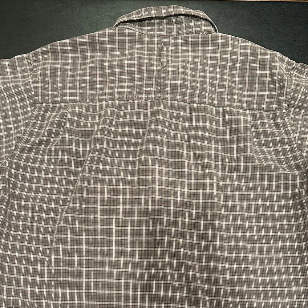 The North Face Men's Gray Plaid Button-Down Shirt